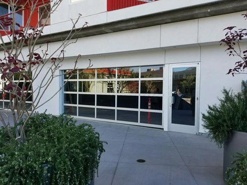 Contemporary Aluminum & Clear Tempered Glass Door